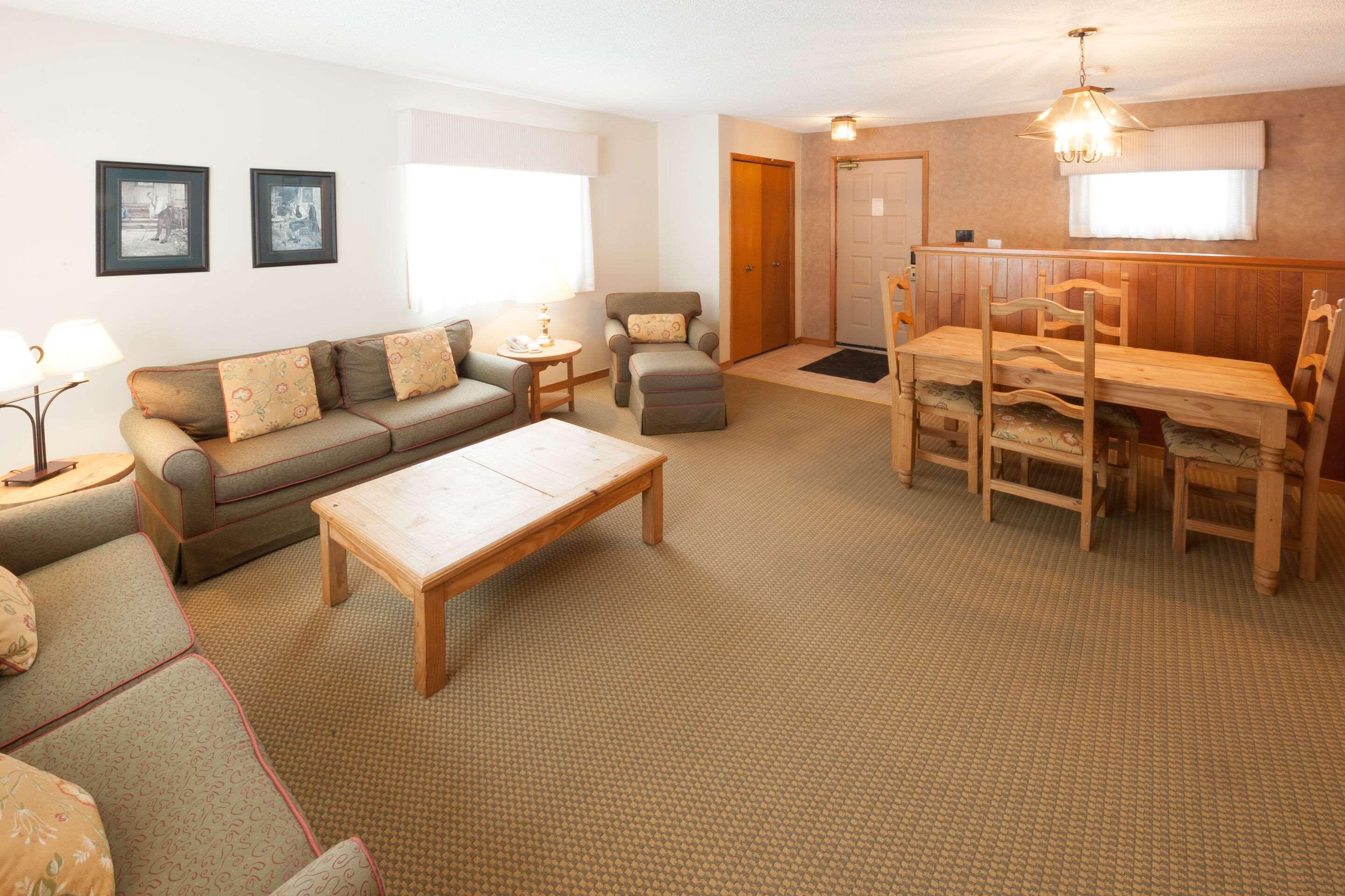 Pinestone Resort, Conference Centre, Spa & Golf Course Haliburton Esterno foto