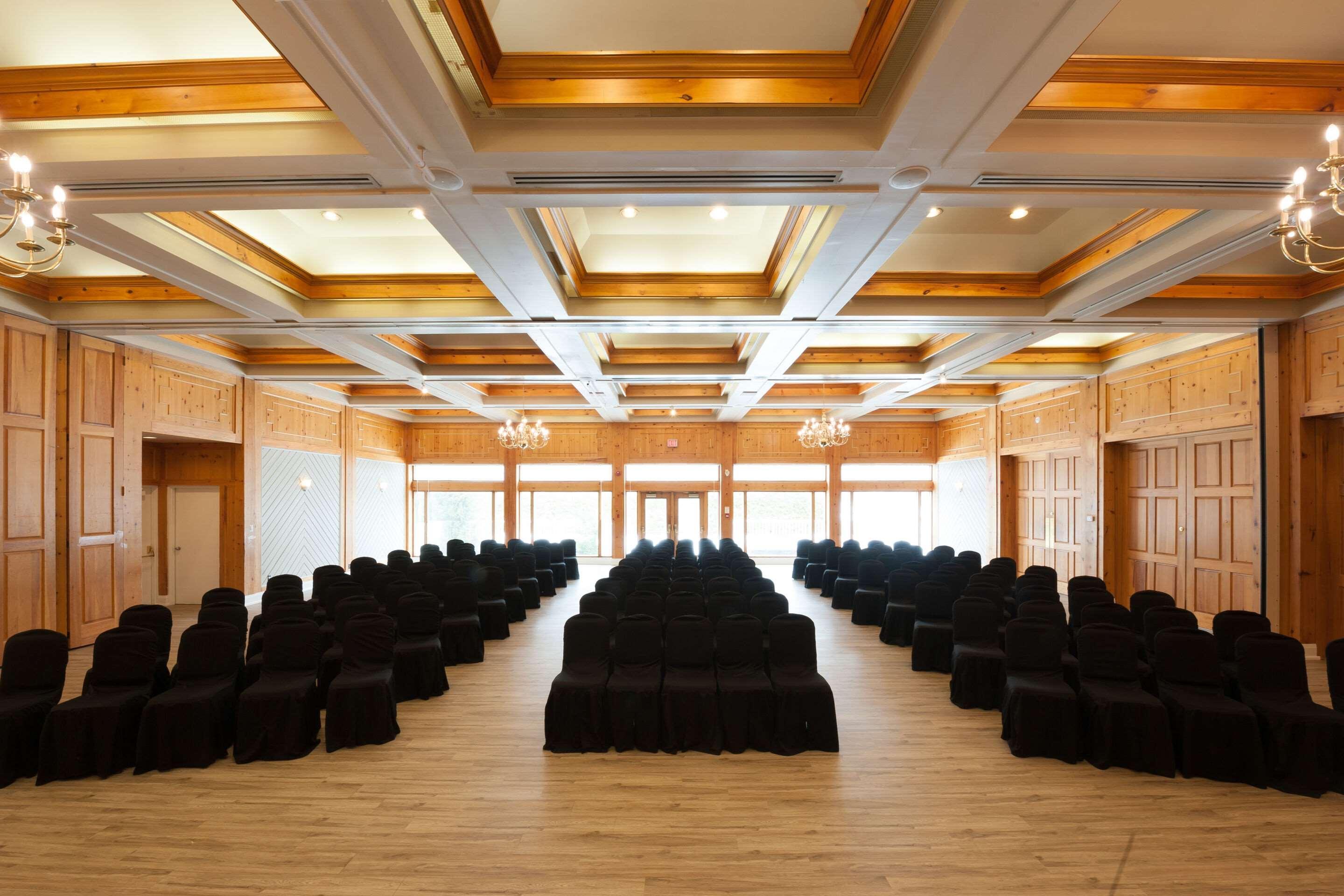 Pinestone Resort, Conference Centre, Spa & Golf Course Haliburton Esterno foto